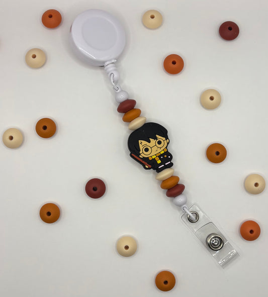 Attache rétractable pour badge